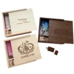 China Factory Bulk Wholesale Usb Pendrive Gifts Customized logo Advertising High Speeds Wooden Usb  with Photo Box Flash Memory - Image 6